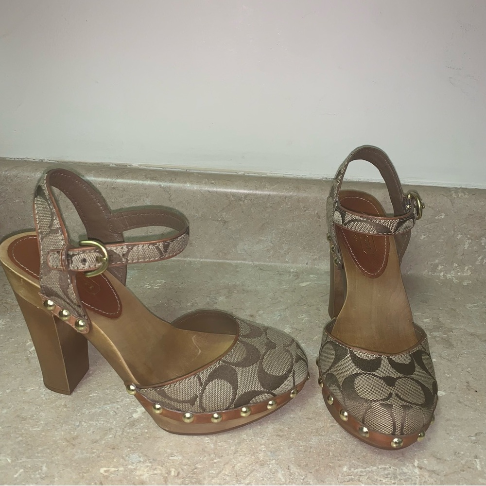 Coach Carleen Sig Women's Brown Patterned Heels - Picture 3 of 15